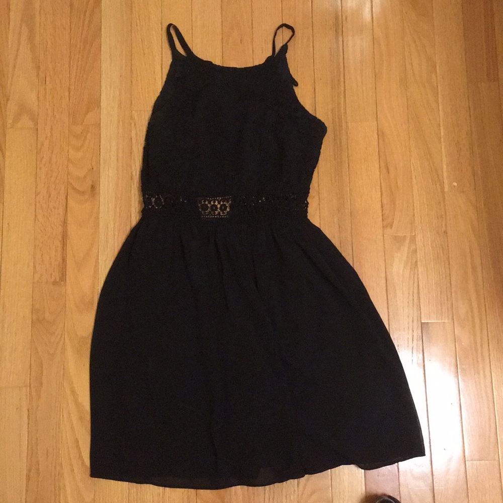 black lace dress